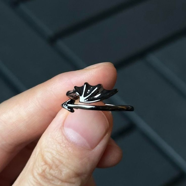Night Fury & Light Fury Matching Rings