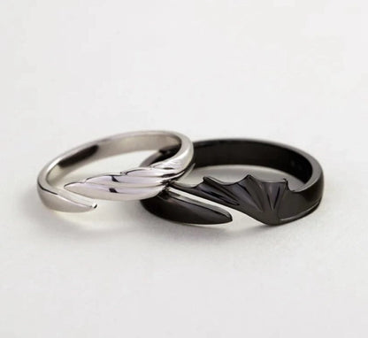 Night Fury & Light Fury Couple Rings (How to Train Your Dragon )