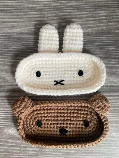 Ashwear’s Crochet Glass Holder