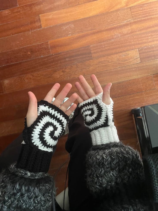 Ashwear Hand-Crocheted Spiral Gloves