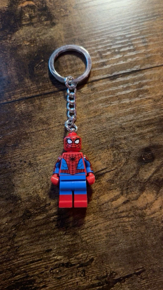 Red spiderman keychain (single)
