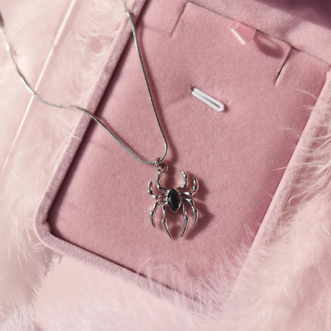 spiderman pendant