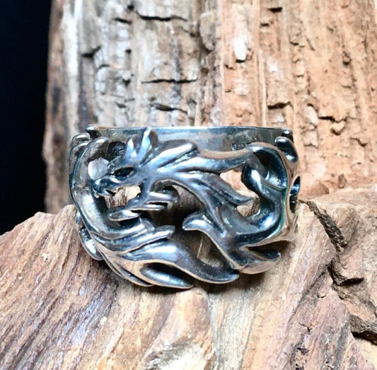 Chinese Dragon Cut-Out Ring